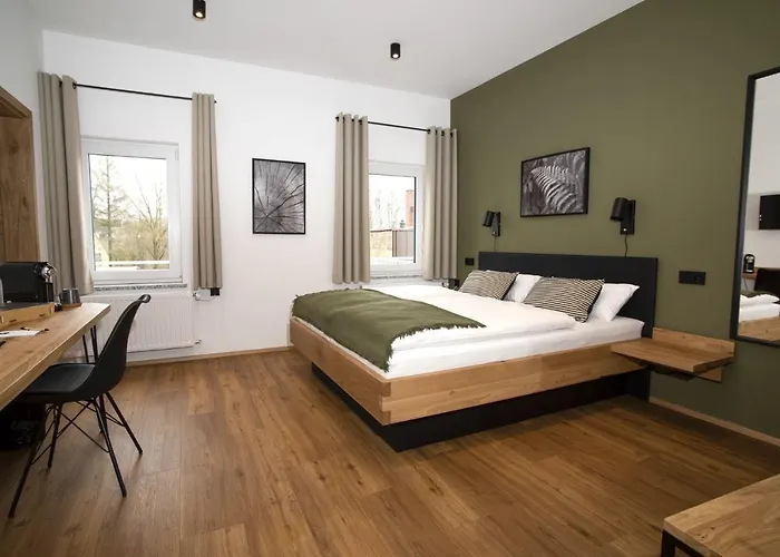 Holzfellas Otel *